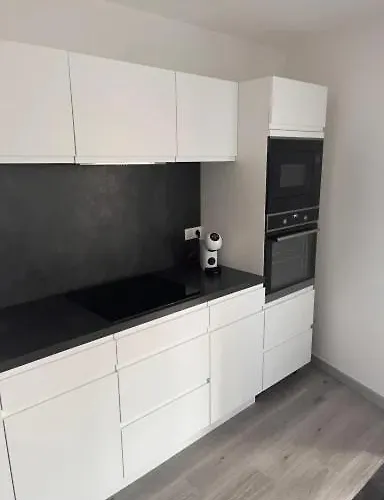 Hyper-center With Parking